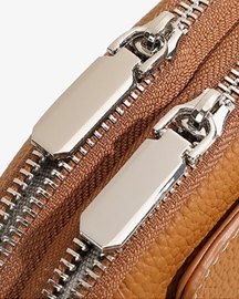Pouche Tan Crossbody Bag