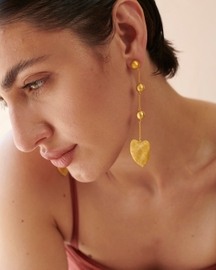 Amour Ball Earing
