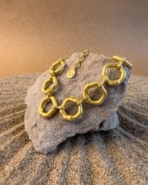 Linked Halo Bracelet