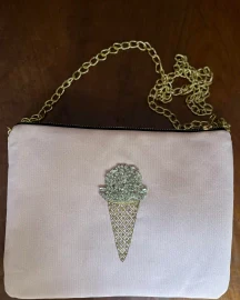 Ice Cream Pochette ( Strawberry Pink)