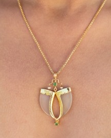 Avanigold Faux Tiger Claw Green Royal Pendant