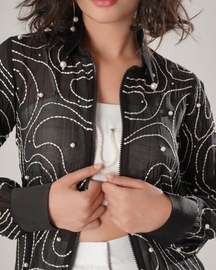 Flow Embroidered Shirt - Black