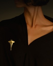 Lunamoth Clasp Plain