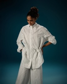 Side Tie Contrast Shirt