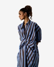 Uneven Buttoning Shirt