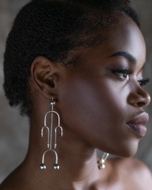 Deco Silver Dancing Earring