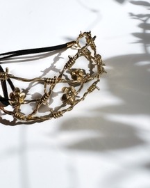 Flora Barbed Choker