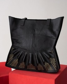Urumi Tote In Black