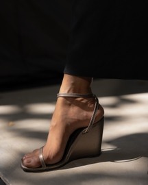 Atlas Heels