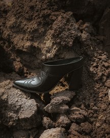 Domino Boots