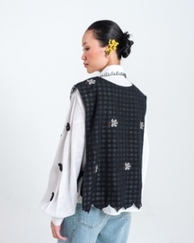 Leap Jamdani Scallop Overlay