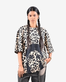 The Girl With The Braids T-Shirt - Leopard