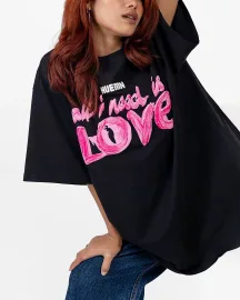 Love T-shirt (Black)