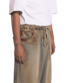 Oversized Unisex Denim With Hand-painted Light Mud-washed Surface (Indigo)