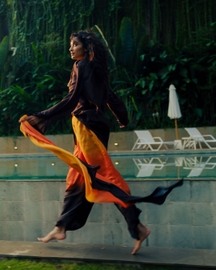 Arka Sunset Silk Set