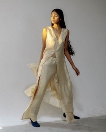 Moksh Hooded Versatile Set