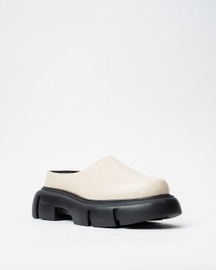 Chunky Slidders With A Rounded Toe And Chunky Sole.