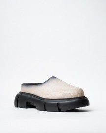 Slidders With A Rounded Toe And Chunky Sole