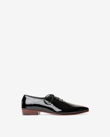 Laced Wholecut Shoes With a Square Pointed Toe and Stacked Heel