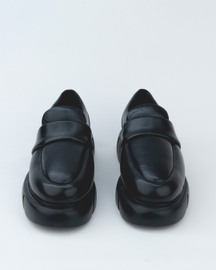 Shoes With a Rounded Toe and Chunky Sole