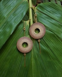 Muskaan Gold Dangle Disc