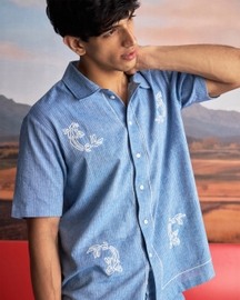 Motif Shirt