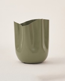 Fluted Bloom Planter