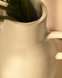 Auric Vase