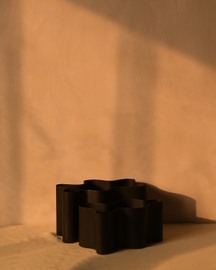 Nova Vase