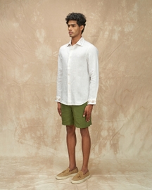 Cutaway Collar Shirt