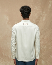 Cutaway Collar Shirt