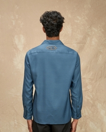 Cutaway Collar Shirt