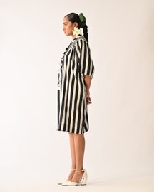 Revolt B&w Beach Appliqué Dress