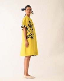 Mono Citrus Beach Appliqué Dress