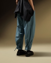 Back Overlap Tie Pants
