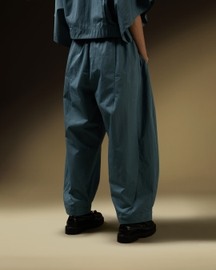 Front Hem Pleat Pants