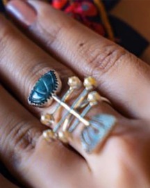 Pichwai Bageecha Ring