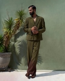 Pleated Mangrove Suit