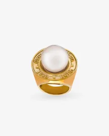 QED Pearl Ring in Gold