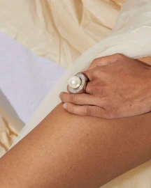 QED Pearl Ring in Silver