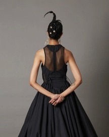 Billow Dress in Black