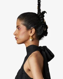 QED Pearl Drop Earrings in Gold