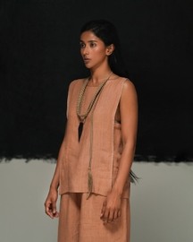 Yuragi Top