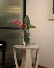 Shankh Vase - Multiple Sculpture