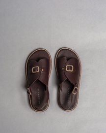 Envelope Welt Sandals Single Buckle