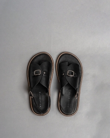 Envelope Welt Sandals Single Buckle