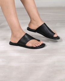 Tip Toe Rivets Black