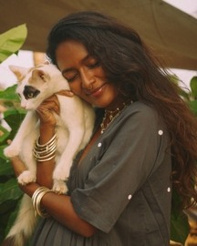 Mango Bangle - Angled