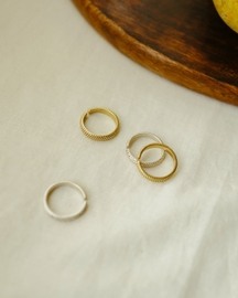 Rawa Midi Ring with 2 Layer Granulation