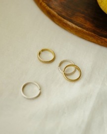 Rawa Midi Ring with 2 Layer Granulation